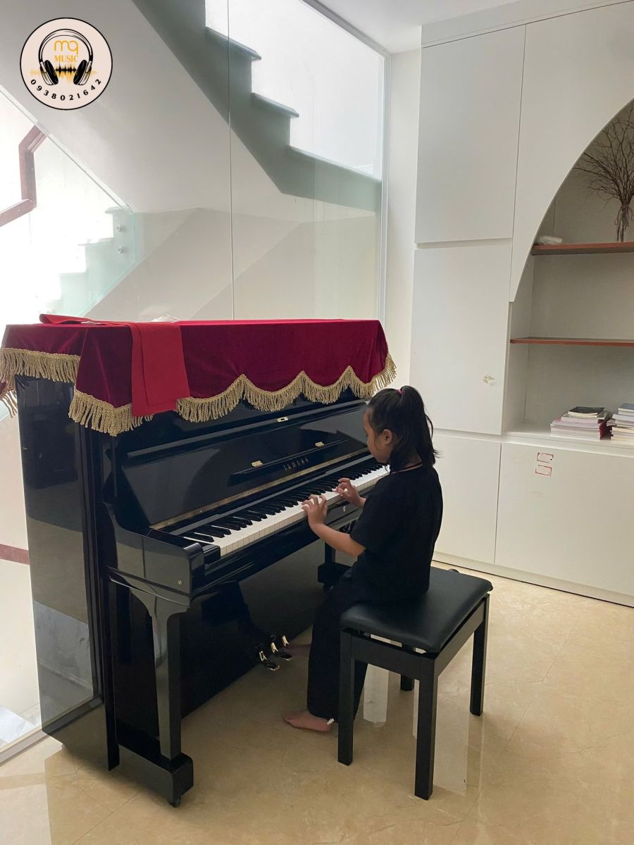 Học Piano Tại MQ Music