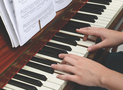 Dạy học piano Quận 7 - MQ Music: Bắt đầu hành trình âm nhạc đẳng cấp