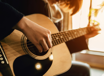 Học Guitar Quận 7 – Khám Phá Chất Riêng Của Bạn Cùng MQ Music